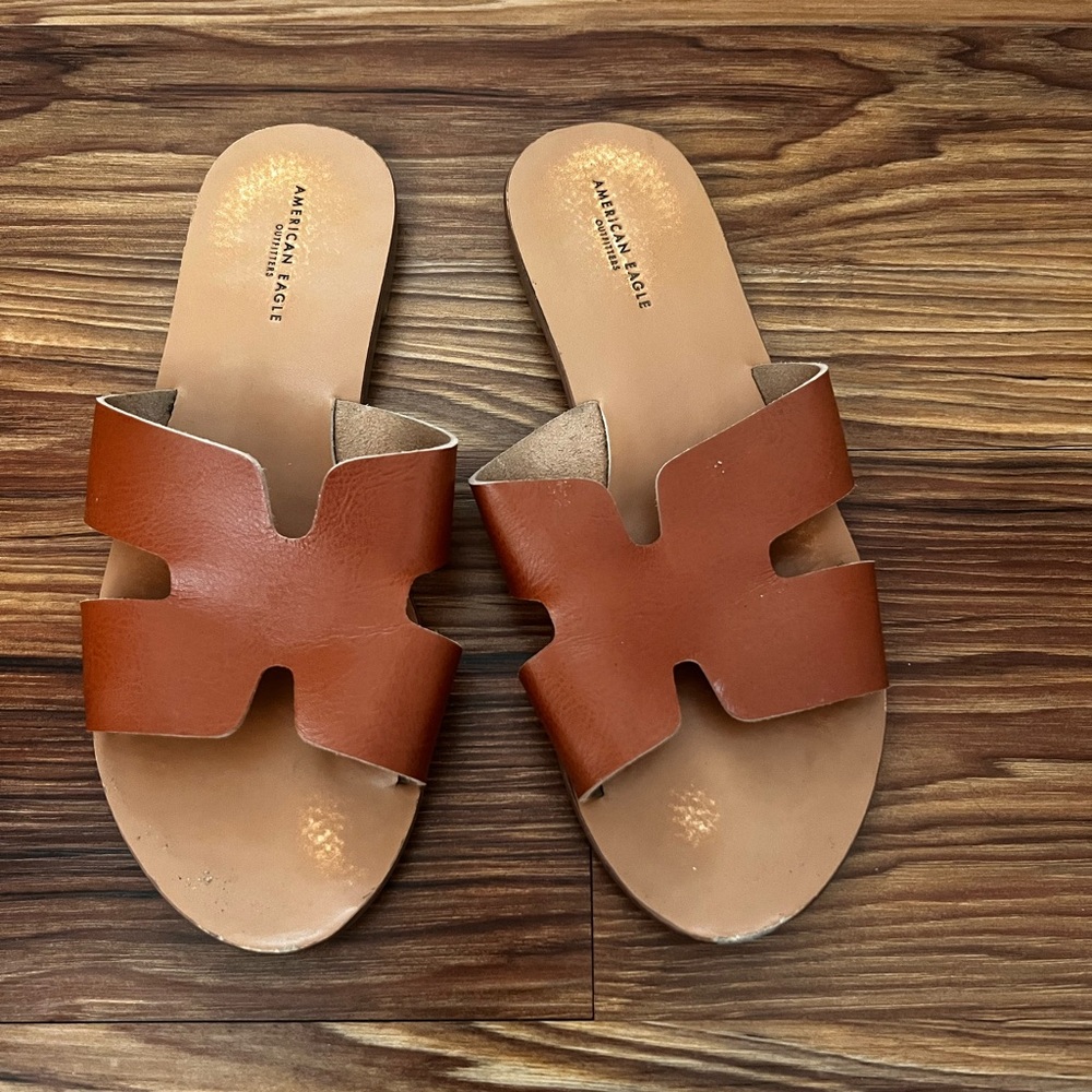 sandals bundle - Picture 2 of 5